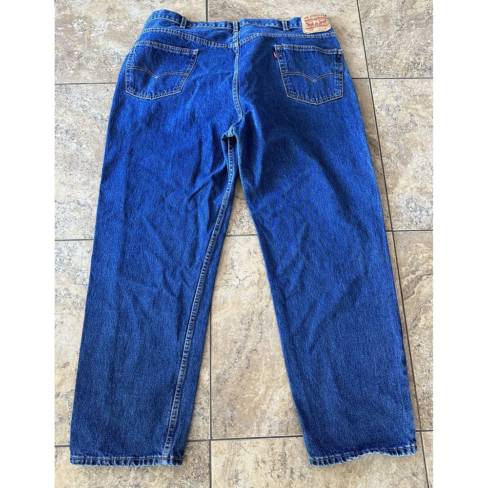 Levis 550 Jeans Mens Size 46X32  Blue Denim Flat Front Straight Jeans Fit 44X32 - Picture 4 of 6